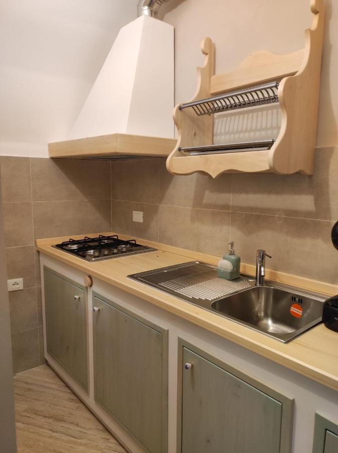 Dimora Tra Ciuchi E Poeti Apartment L'Aquila Exterior photo